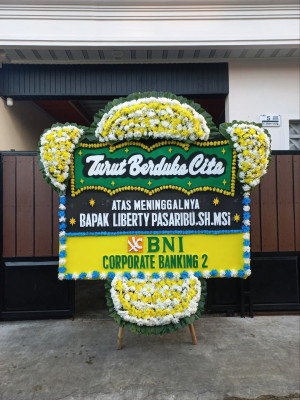 Papan Bunga Duka di Makasari