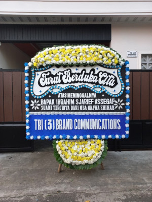 Papan Bunga Duka di Makasari